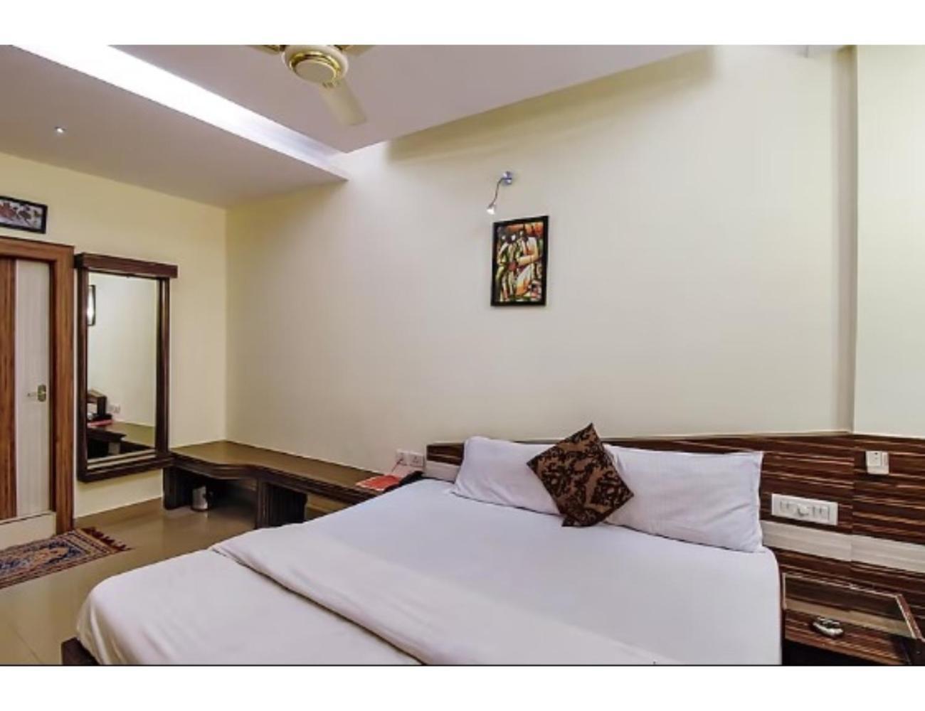 Hotel Swayam, Jabalpur Luaran gambar