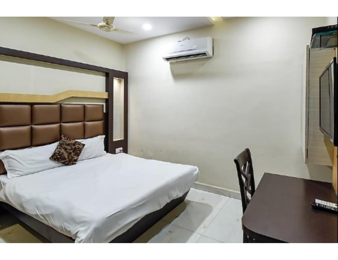 Hotel Swayam, Jabalpur Luaran gambar